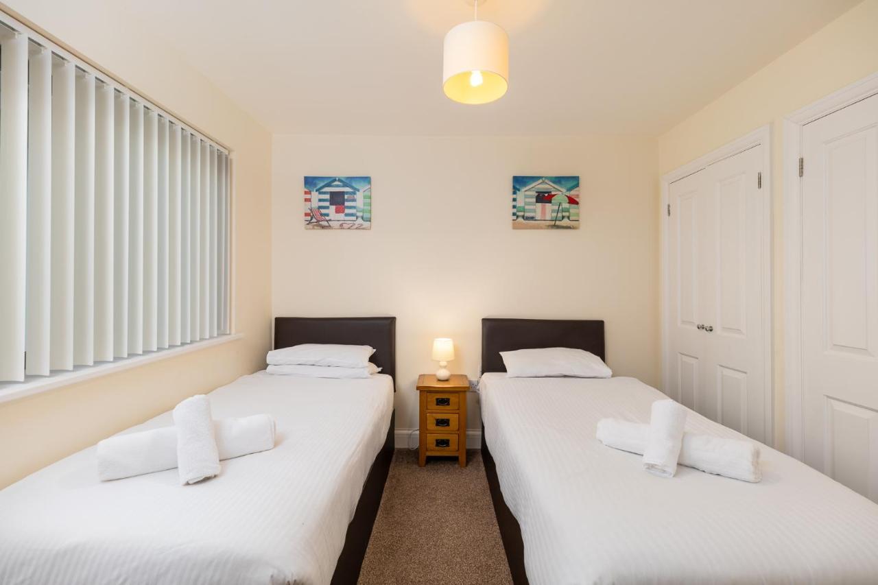 West Beach - Holiday Apartments Westward Ho!  Ngoại thất bức ảnh